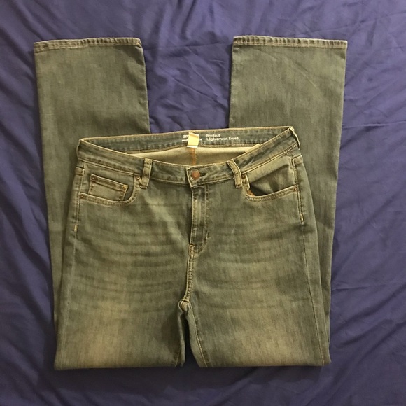 Amazon Essential Jeans - Picture 3 of 8